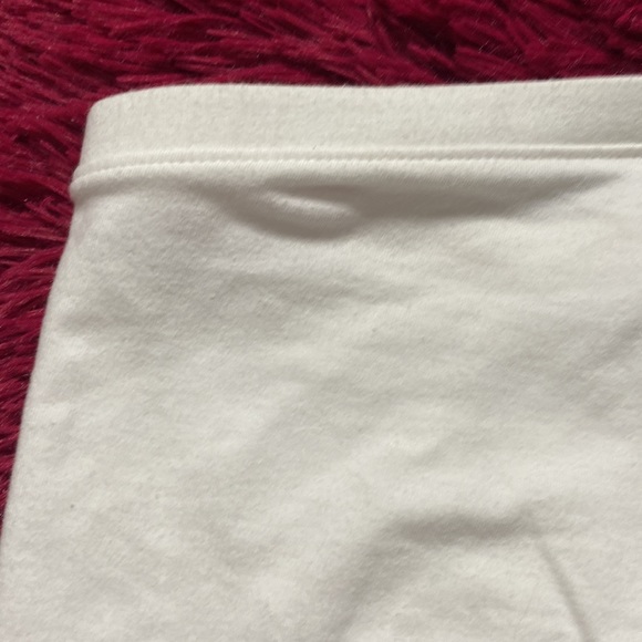 HUE white floral cutout leggings - Picture 11 of 15